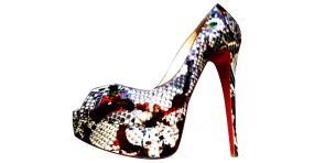 Christian Louboutin Tacones Impresión de pitón 