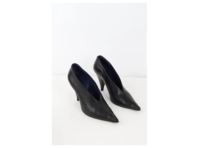 Céline Tacones de cuero Negro 