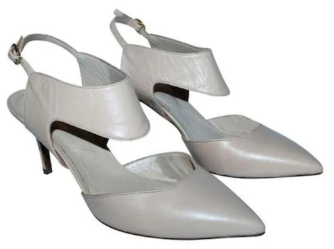 NICHOLAS KIRKWOOD Tacones destalonados en beige 