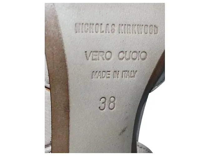 NICHOLAS KIRKWOOD Tacones destalonados en beige 