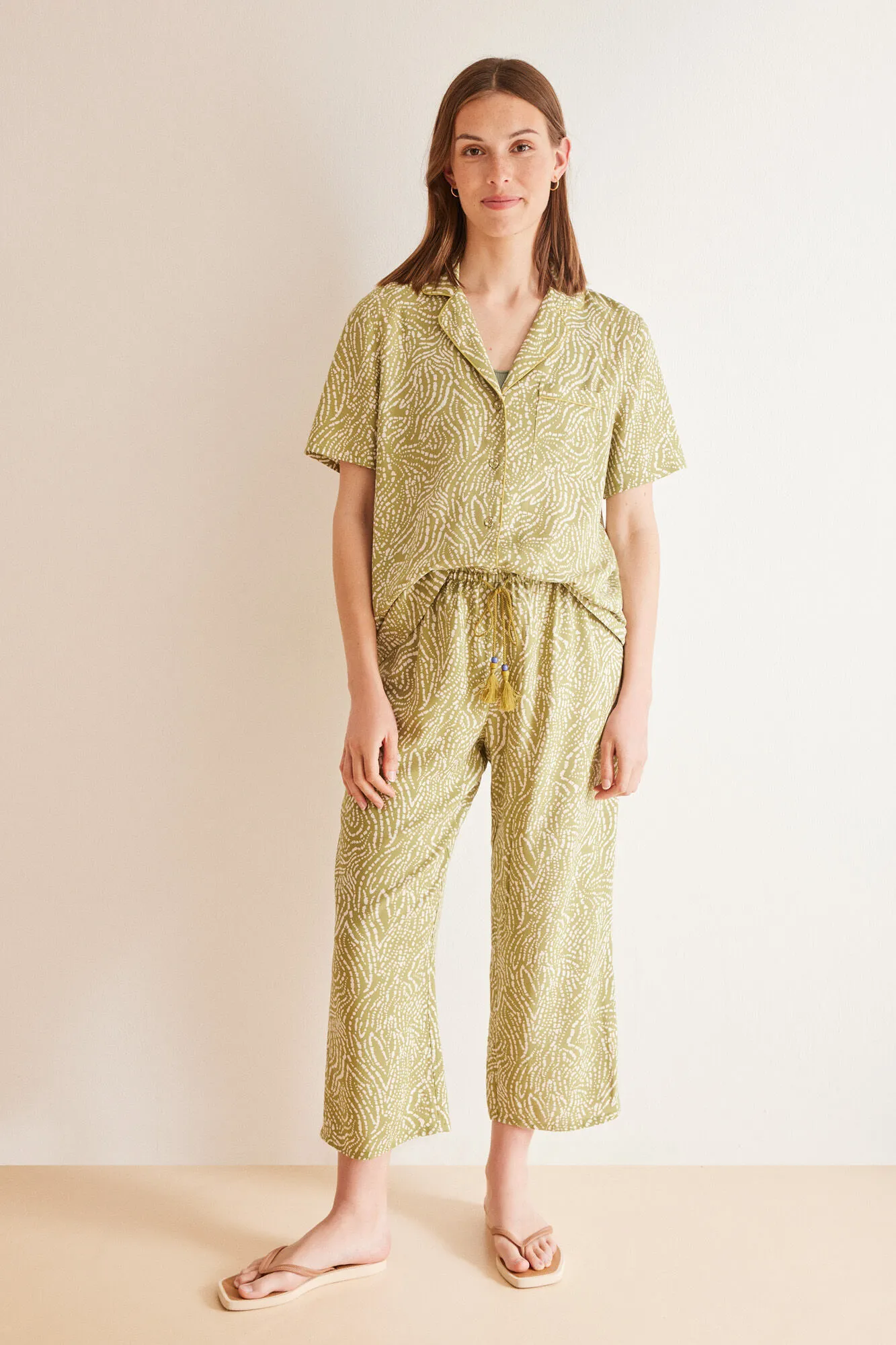 Women'secret Pijama camisero Capri étnico verde